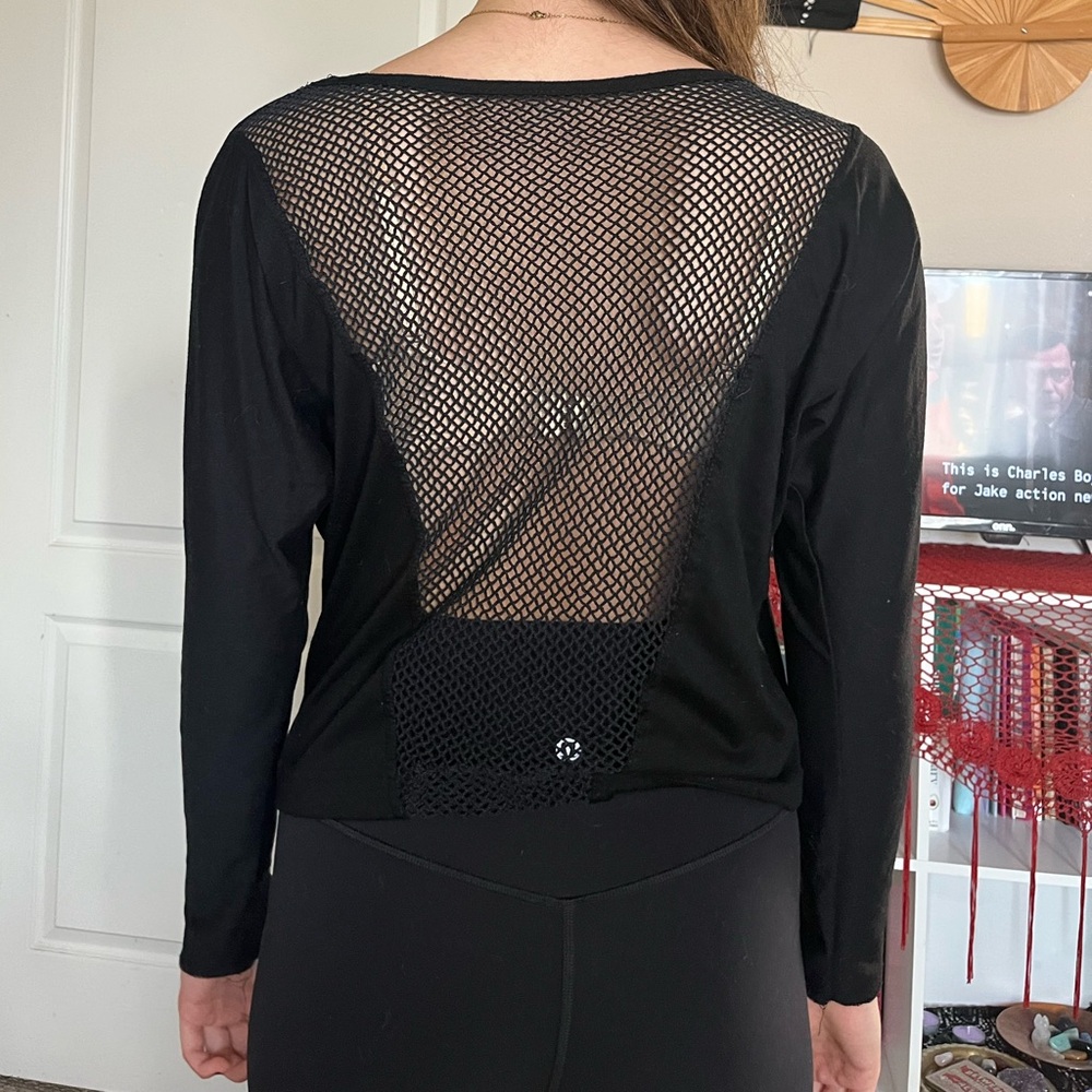 black long sleeve t-shirt with netted back detailing